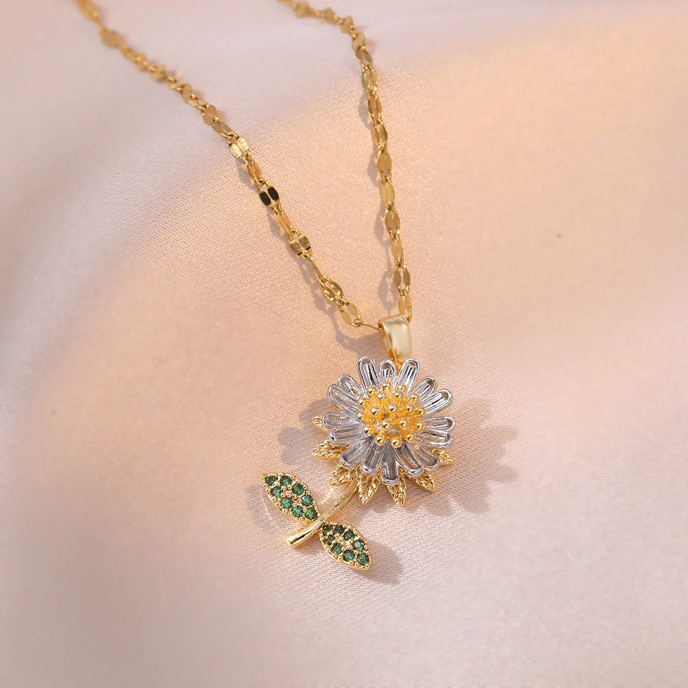 Sweet White Daisy Sunflower Pendant Necklaces for Women Girls Stainless Steel Chain Gold Color Accessories Jewelry Gifts